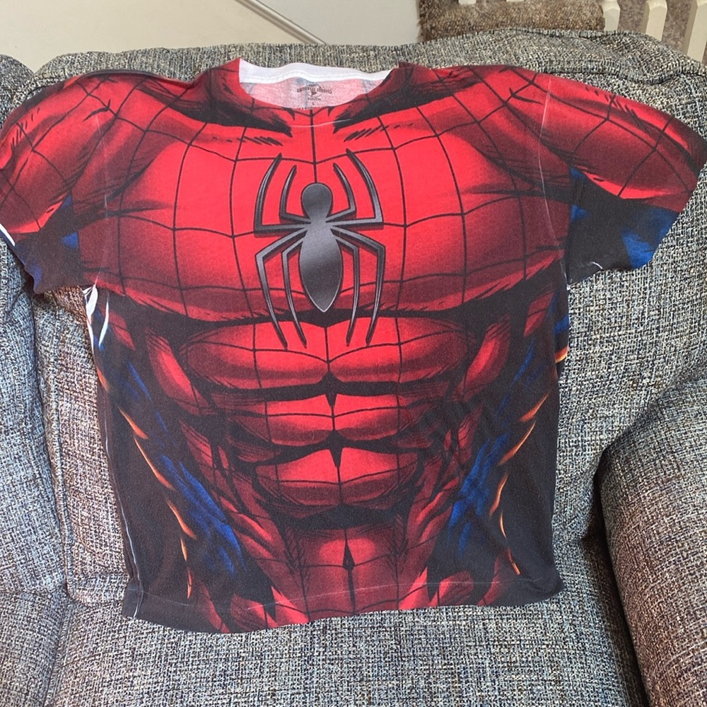 Spider-Man Short Sleeve T-Shirt from Universal Studios, Size Youth L